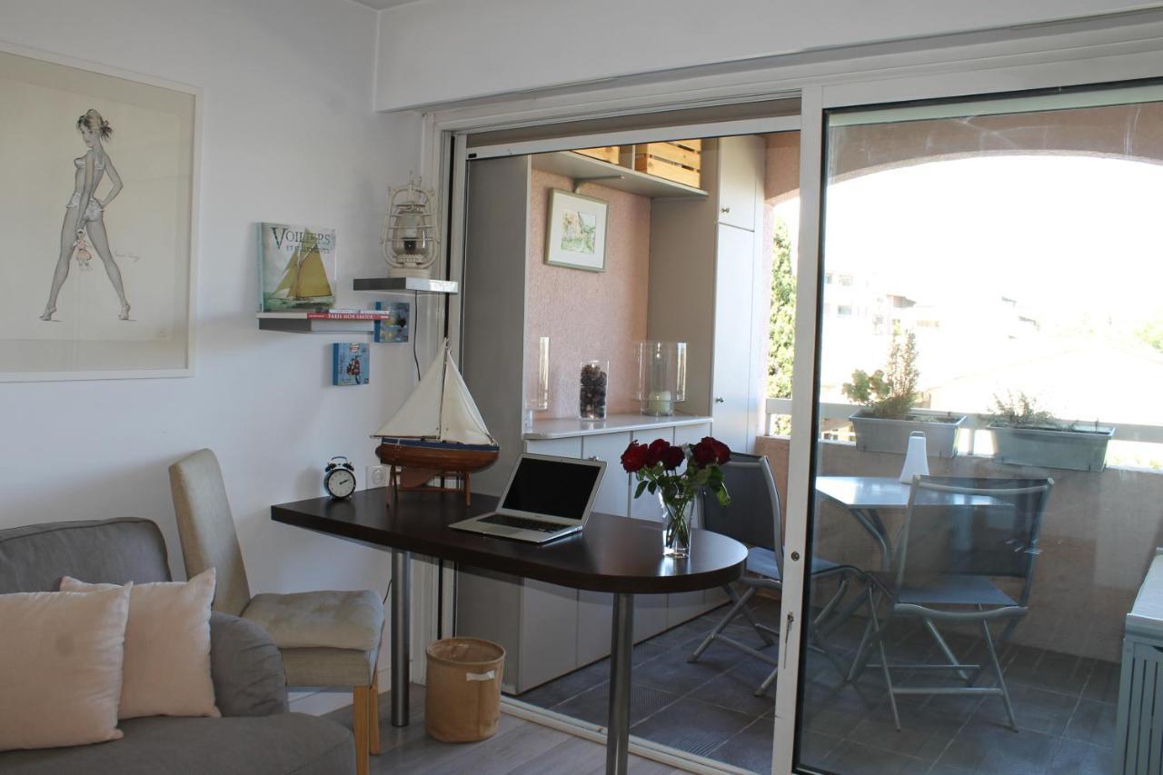 Le Vauban - Studio Cabin Apartment Antibes Exterior photo